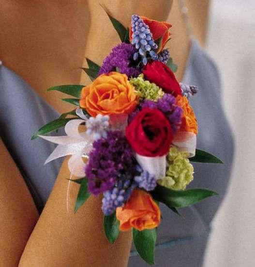 Corsage - Garden Splendor Wristl Corsage